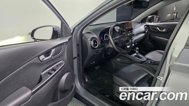 Hyundai Kona Gasoline 2.0 2WD Inspiration 2022 — фото 10