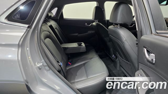 Hyundai Kona Gasoline 2.0 2WD Inspiration 2022 — фото 12