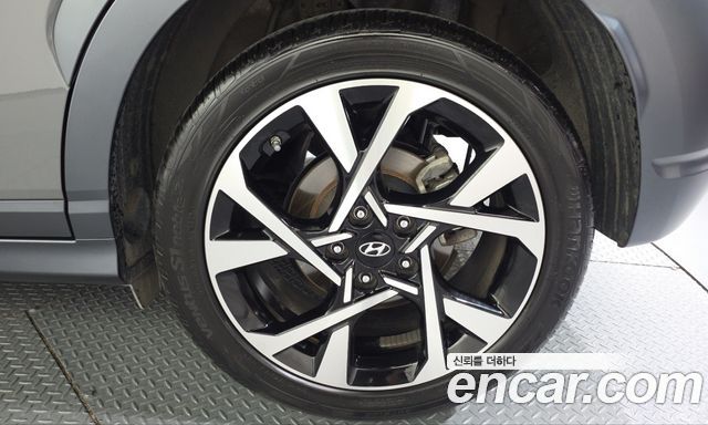 Hyundai Kona Gasoline 2.0 2WD Inspiration 2022 — фото 21