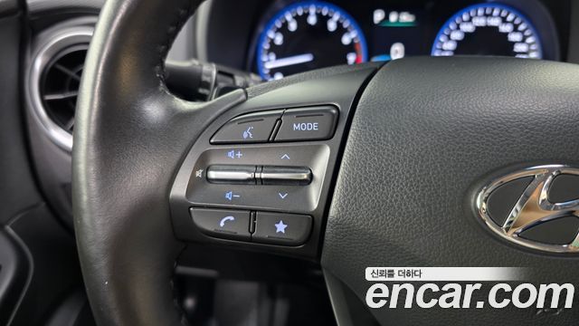 Hyundai Kona Gasoline 2.0 2WD Inspiration 2022 — фото 29