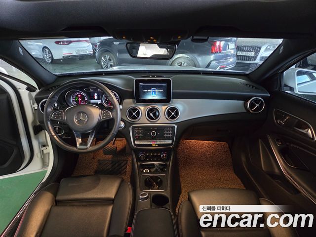 Mercedes-Benz GLA-Class (X156) GLA250 4MATIC 2019 — фото 8