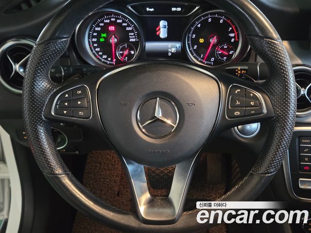 Mercedes-Benz GLA-Class (X156) GLA250 4MATIC 2019 — фото 9