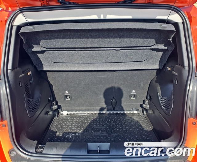Jeep Renegade 2.0 Diesel Longitude AWD 2016 — фото 9