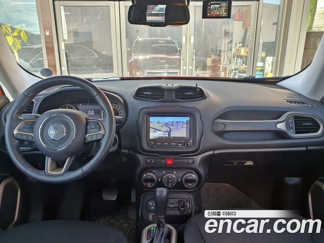 Jeep Renegade 2.0 Diesel Longitude AWD 2016 — фото 16