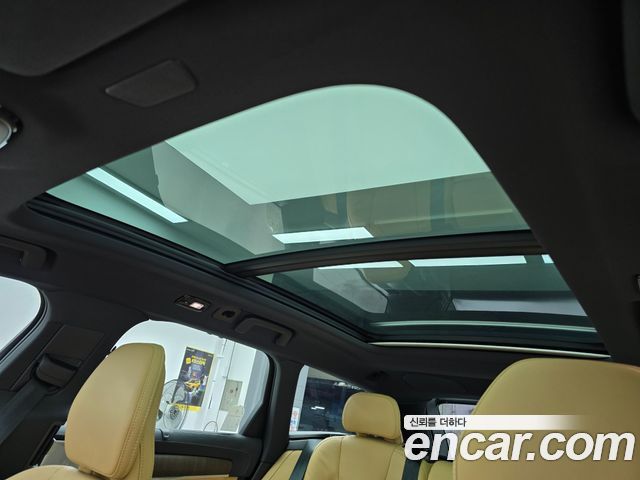 Volvo V90 Cross Country B5 Ultra AWD 2025 — фото 19