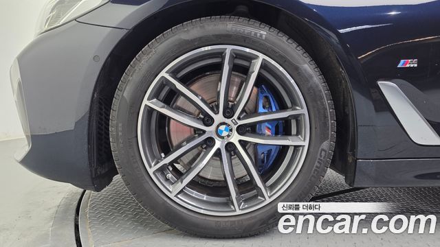 BMW 5 Series (G30) 520i M Sport 2022 — фото 5