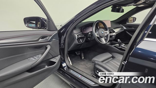BMW 5 Series (G30) 520i M Sport 2022 — фото 10