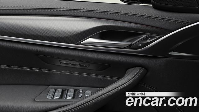 BMW 5 Series (G30) 520i M Sport 2022 — фото 27