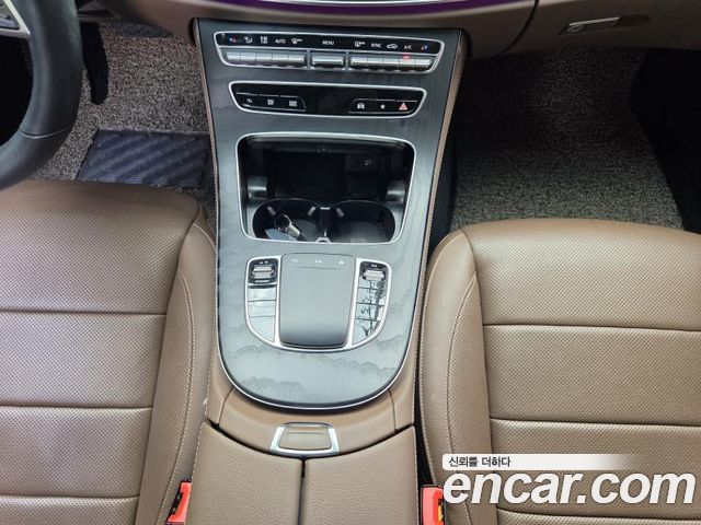 Mercedes-Benz E-Class (W213) E250 AMG Line 2023 — фото 9