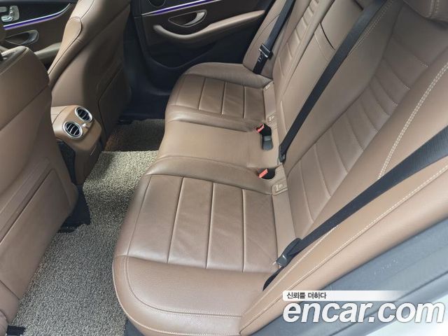 Mercedes-Benz E-Class (W213) E250 AMG Line 2023 — фото 15