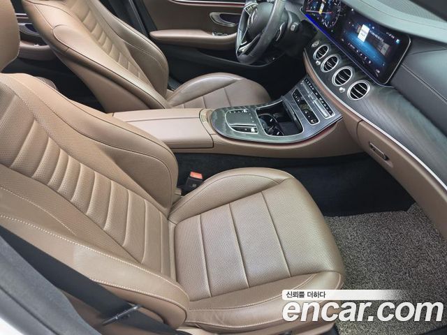 Mercedes-Benz E-Class (W213) E250 AMG Line 2023 — фото 16