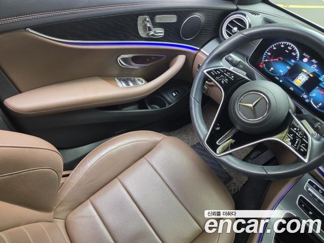 Mercedes-Benz E-Class (W213) E250 AMG Line 2023 — фото 17