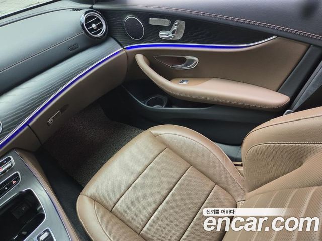 Mercedes-Benz E-Class (W213) E250 AMG Line 2023 — фото 18
