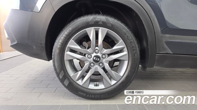 Kia Seltos Diesel 1.6 2WD Prestige 2022 — фото 5