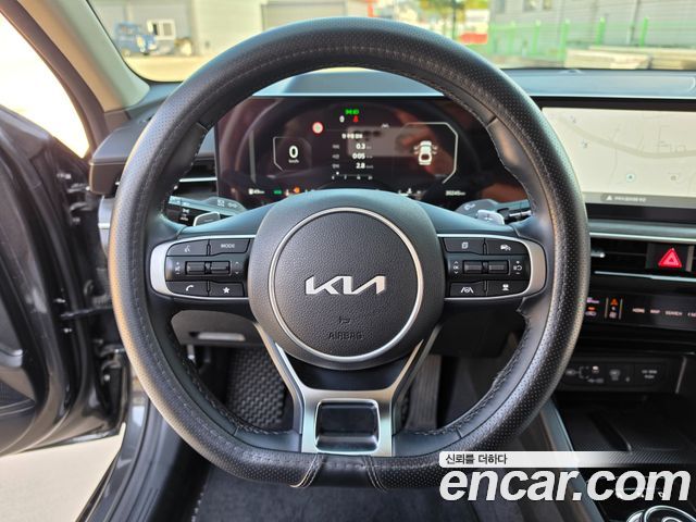 Kia K5 (III) 1.6 Turbo Noblesse 2024 — фото 20