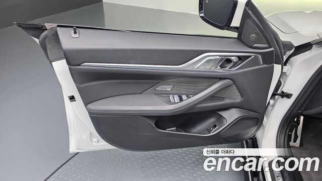 BMW i4 eDrive40 M Sports Pro 2024 — фото 24