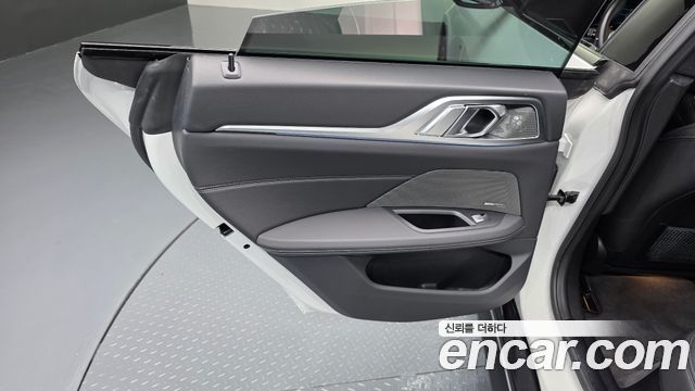 BMW i4 eDrive40 M Sports Pro 2024 — фото 25