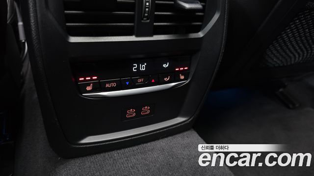 BMW i4 eDrive40 M Sports Pro 2024 — фото 29
