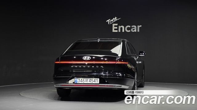 Hyundai Grandeur Hybrid (GN7) Exclusive 2023 — фото 4