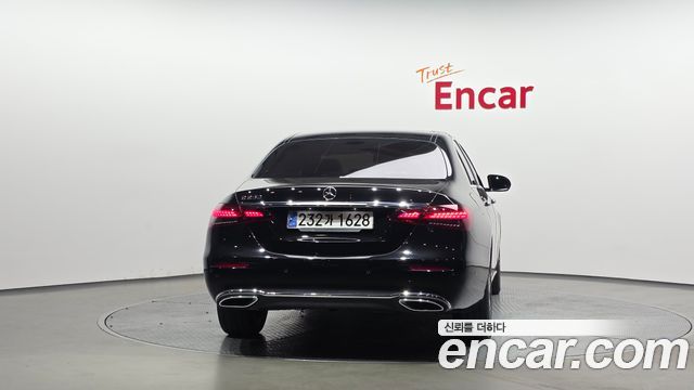 Mercedes-Benz E-Class (W213) E250 Avantgarde 2021 — фото 4
