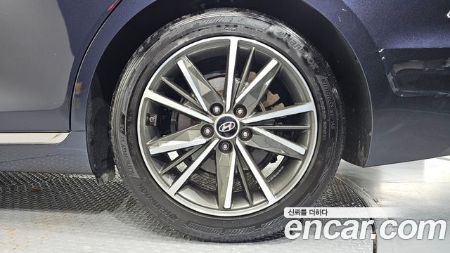 Hyundai Grandeur (IG) 3.0 LPi Rent Car Exclusive 2022 — фото 21