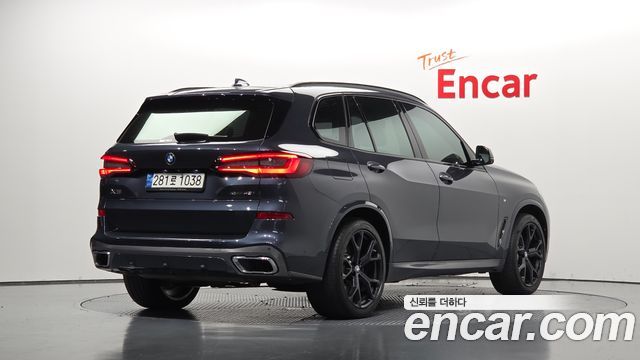 BMW X5 (G05) xDrive 40i M Sport 2021 — фото 2