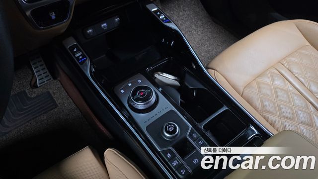 Kia Sorento (IV) Gasoline 2.5T 2WD Signature 2022 — фото 9