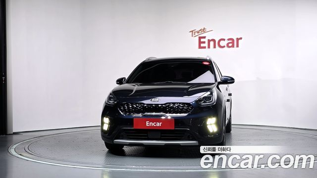 Kia Niro 1.6 HEV Noblesse Special 2020 — фото 3