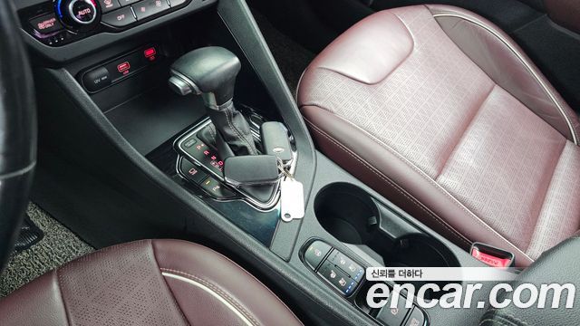Kia Niro 1.6 HEV Noblesse Special 2020 — фото 9