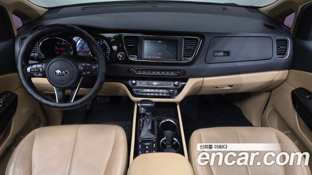 Kia Carnival 9-Seater Noblesse Special 2019 — фото 7