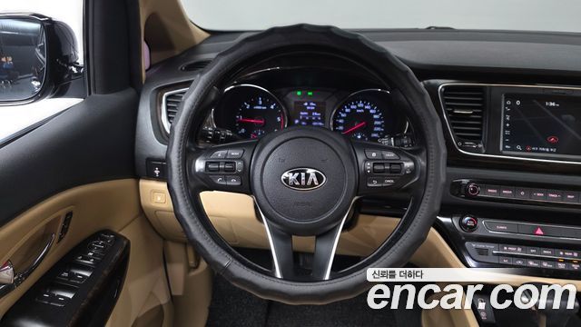 Kia Carnival 9-Seater Noblesse Special 2019 — фото 14