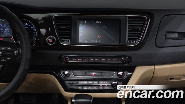 Kia Carnival 9-Seater Noblesse Special 2019 — фото 15
