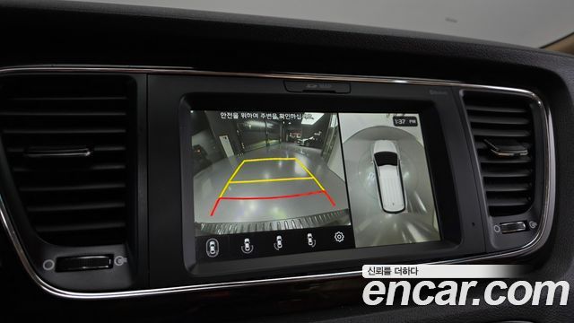 Kia Carnival 9-Seater Noblesse Special 2019 — фото 16