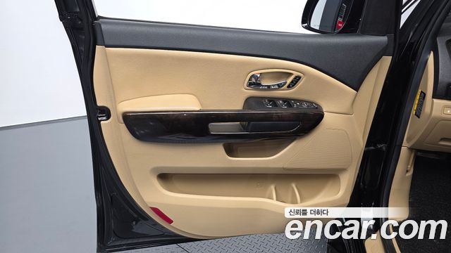Kia Carnival 9-Seater Noblesse Special 2019 — фото 24