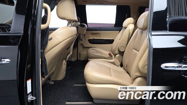 Kia Carnival 9-Seater Noblesse Special 2019 — фото 26