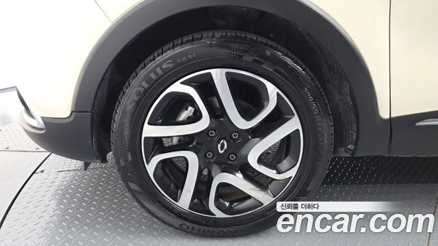 Renault Korea QM3 RE 2015 — фото 5