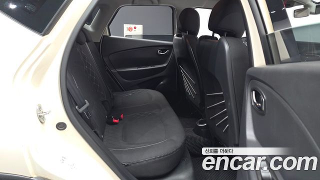 Renault Korea QM3 RE 2015 — фото 12