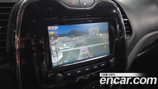 Renault Korea QM3 RE 2015 — фото 14