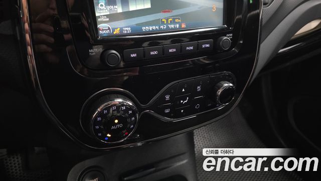 Renault Korea QM3 RE 2015 — фото 16