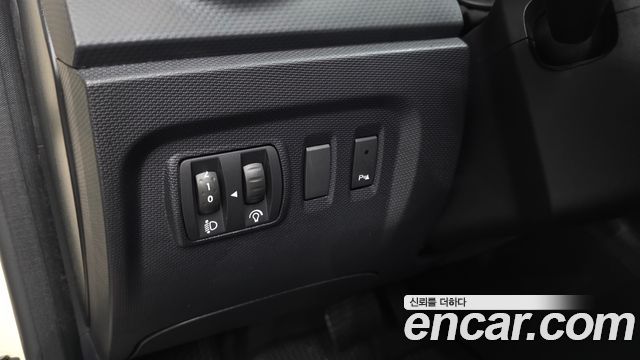 Renault Korea QM3 RE 2015 — фото 17