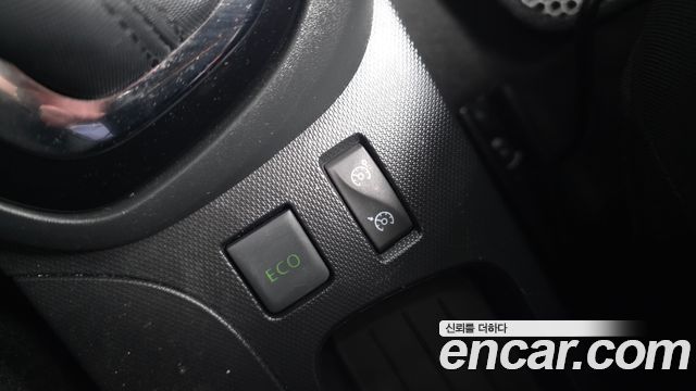 Renault Korea QM3 RE 2015 — фото 19