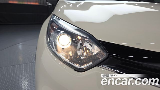 Renault Korea QM3 RE 2015 — фото 22
