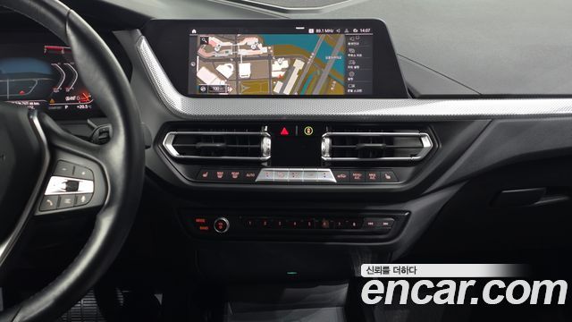 BMW 2 Series Gran Coupe (F44) 220i Advantage 2022 — фото 17