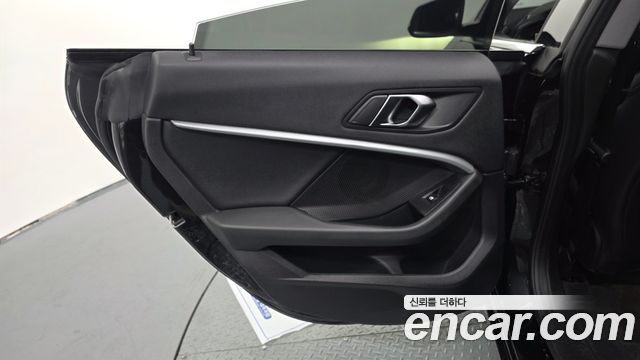 BMW 2 Series Gran Coupe (F44) 220i Advantage 2022 — фото 31