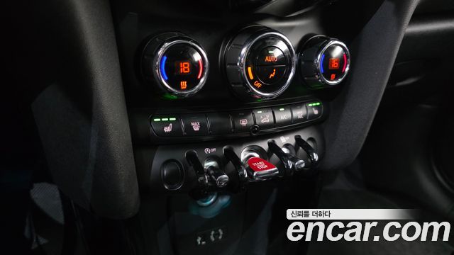 MINI Cooper D HIGH 3rd 2015 — фото 21