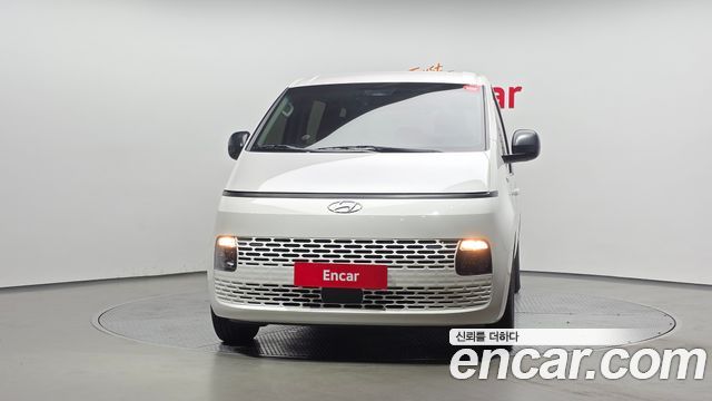 Hyundai Staria Tourer 11-Seater Smart 2023 — фото 3