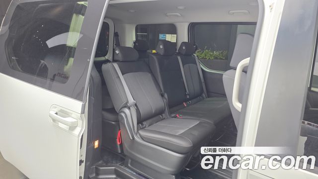 Hyundai Staria Tourer 11-Seater Smart 2023 — фото 12