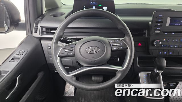 Hyundai Staria Tourer 11-Seater Smart 2023 — фото 13