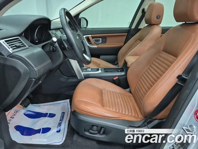 Land Rover Discovery Sport 2.2 SD4 HSE Luxury 2016 — фото 18