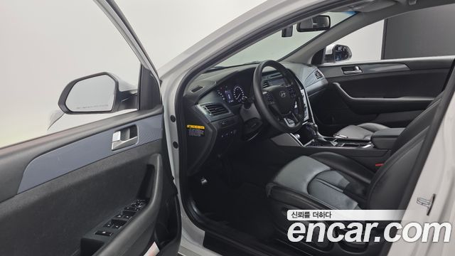 Hyundai Sonata Hybrid (LF) 2.0 HEV Smart 2017 — фото 10